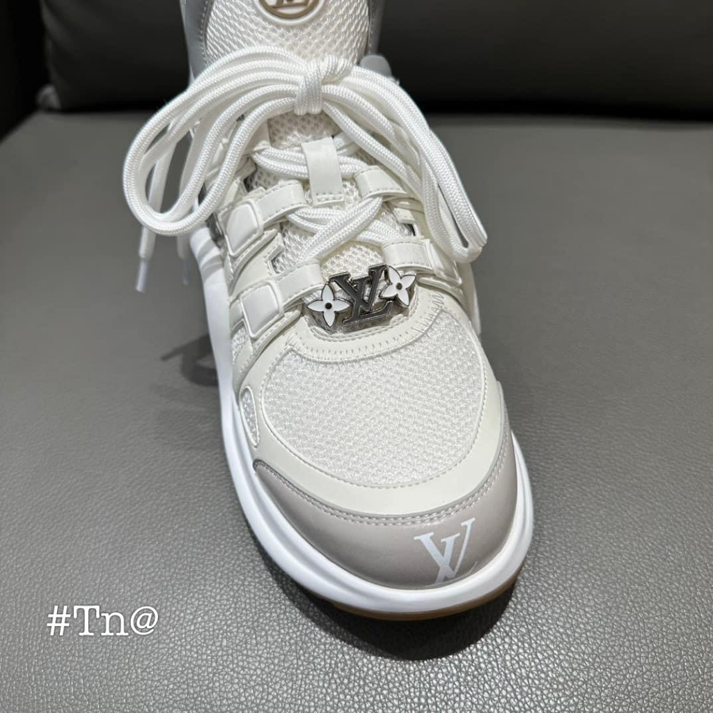 GIÀY THỂ THAO LV MỎ VỊT CHARM