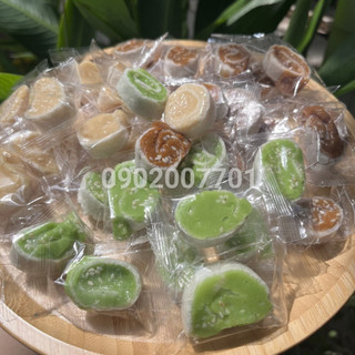  500g kẹo dừa non tam vị  mix 3 vị: truyền thống lá dứa cà phê  - đặc sản Bến Tre 