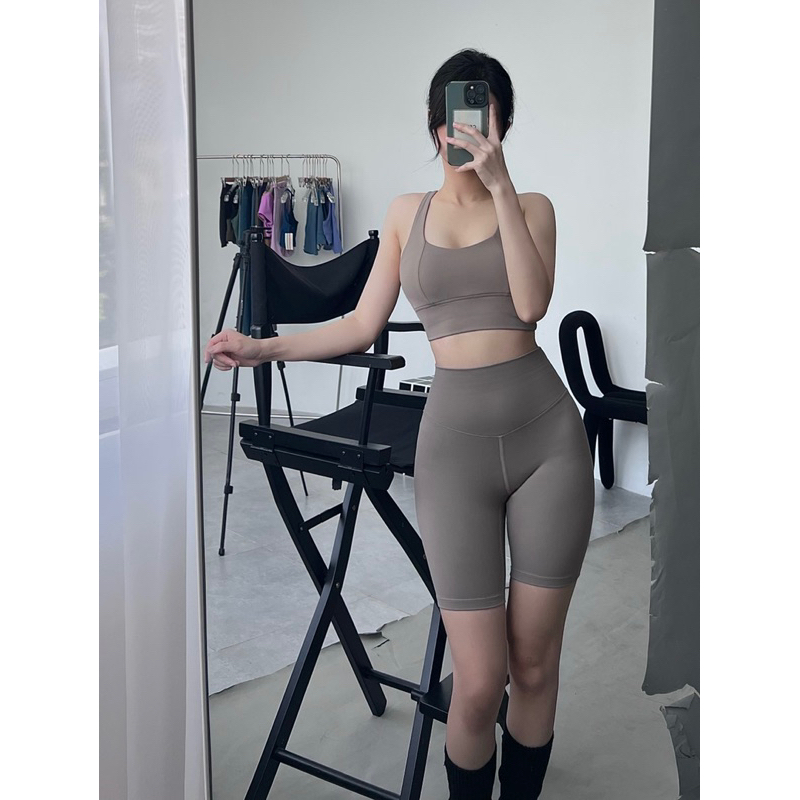 Set Ngố Tập Gym Poly Co Giãn 4C