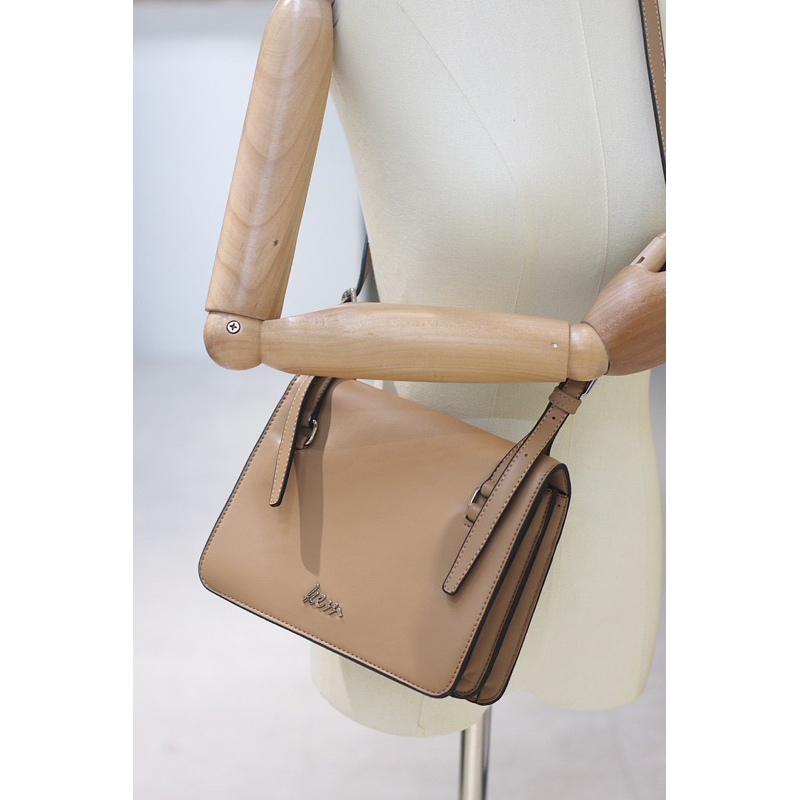 Túi kem xuất âu đeo chéo