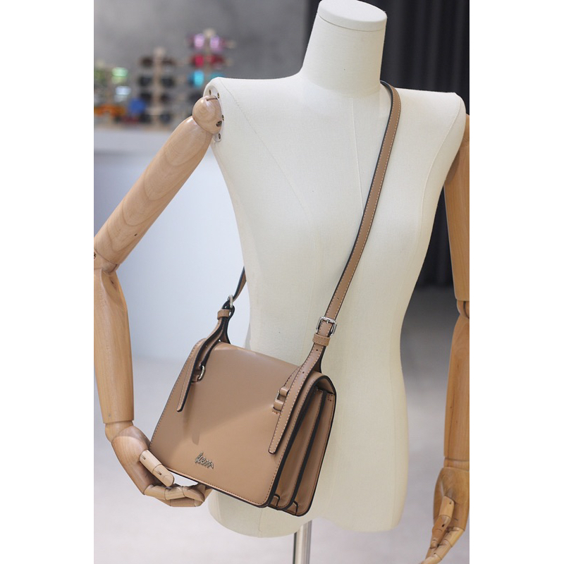 Túi kem xuất âu đeo chéo