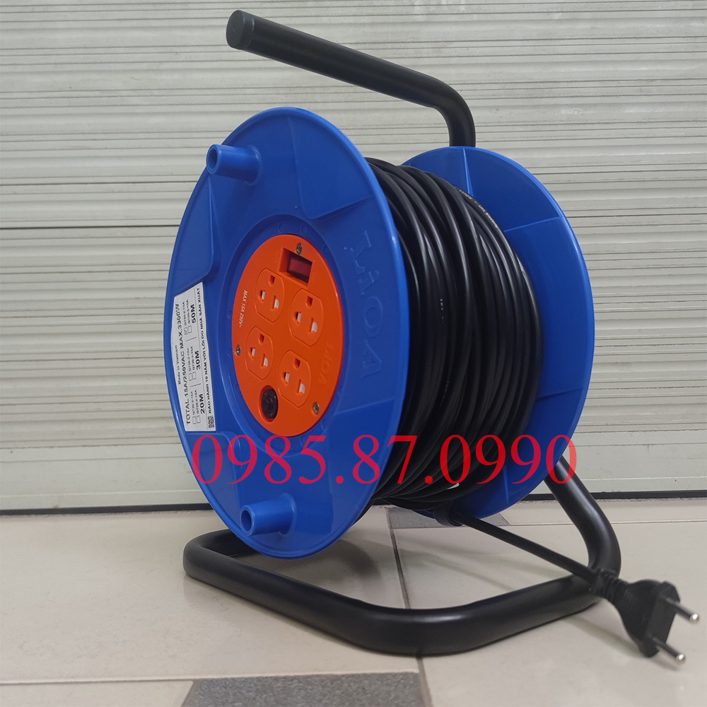 Ổ Cắm Kéo Dài Quay Tay Kiểu Rulo LiOA QT50-2-15A 50m Xách Tay Quay Tròn
