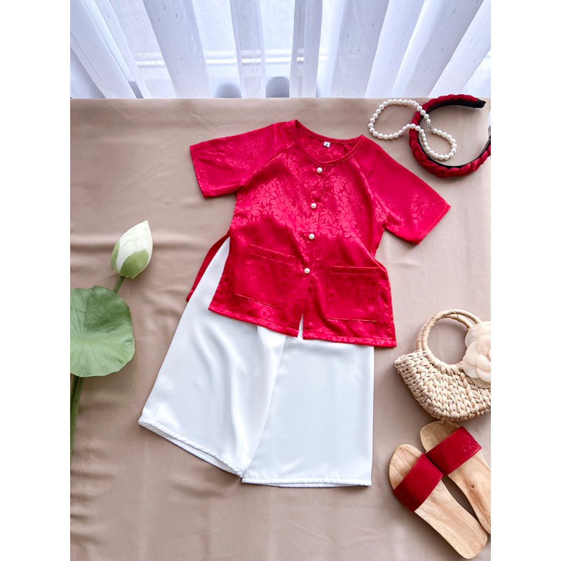 Bộ Bà Ba Cho Bé Gái Chất Gấm Cao Cấp Tặng Kèm Khăn