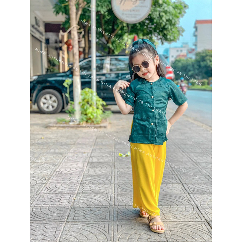 Bộ Bà Ba Cho Bé Gái Chất Gấm Cao Cấp Tặng Kèm Khăn