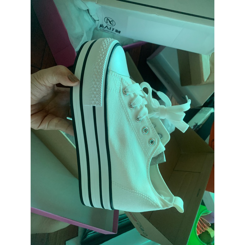 Giày thể thao đế độn 8cm