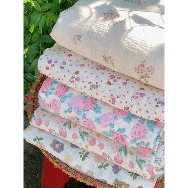 Khăn cho bé bú vải xô muslin 4 lớp dày dặn ,trùm bé khi đi ra ngoài, khăn choàng chống nắng cho bé, tránh gióp