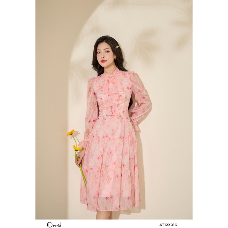 Đầm maxi tơ hoa tay dài dáng xòe phối cổ nơ Orchid - AT12X016