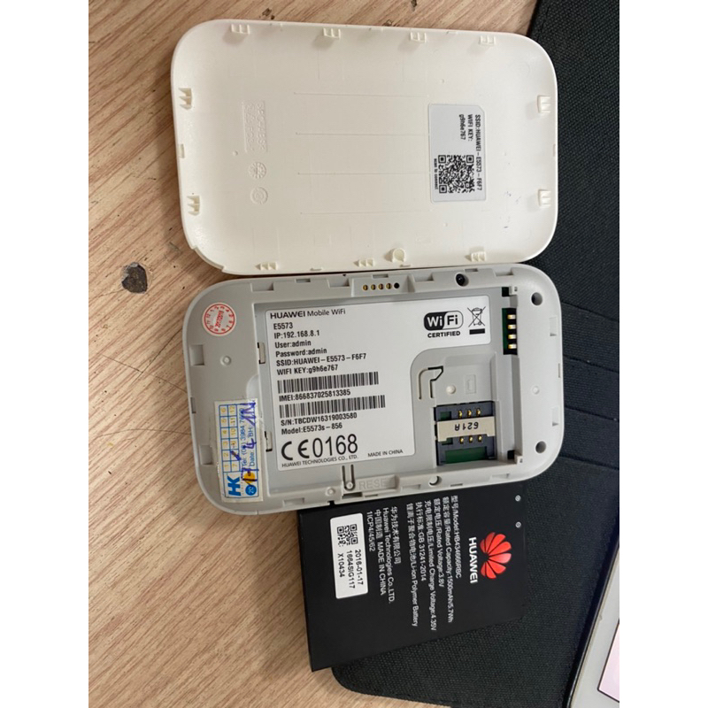 PHÁT WIFI TỪ SIM HUAWEI E5573