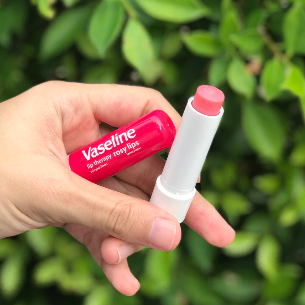 Son dưỡng môi Vaseline Lip Therapy 4.8g dưỡng môi dịu nhẹ và mềm mại tự nhiên dạng thỏi