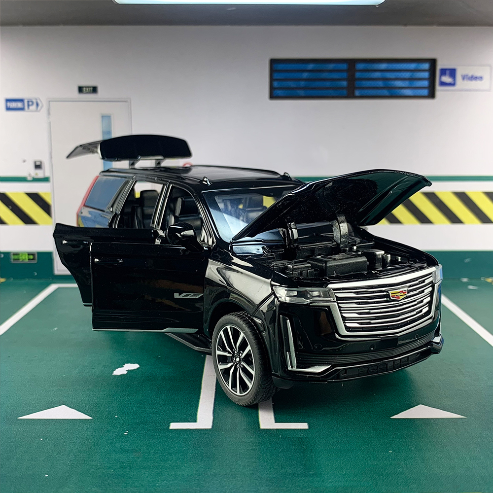 Mô hình xe Cadillac Escalade tỉ lệ 1:32 Sheng Run kèm đế trưng bày