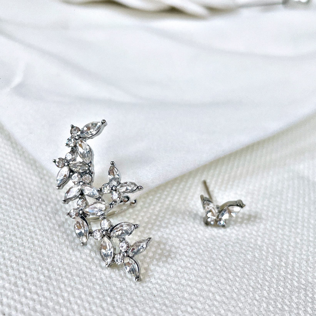 Khuyên Kẹp Vành Tai Hoa 4 Cánh BUFF NHÀ NHỎ 1470