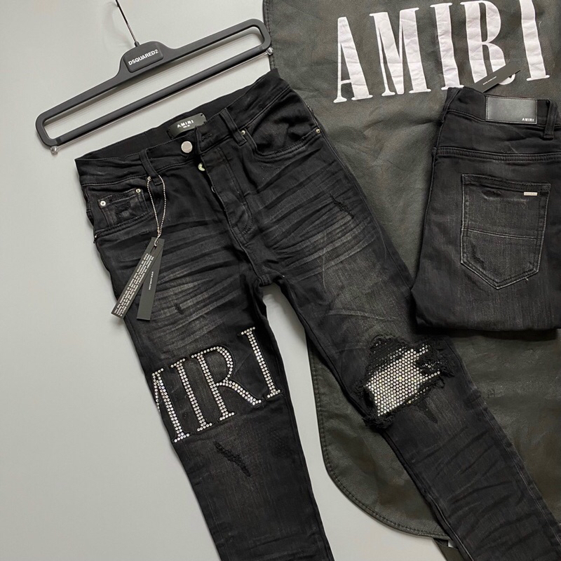 Quần bò aniri đính đá gối bản likeau chắc chắn