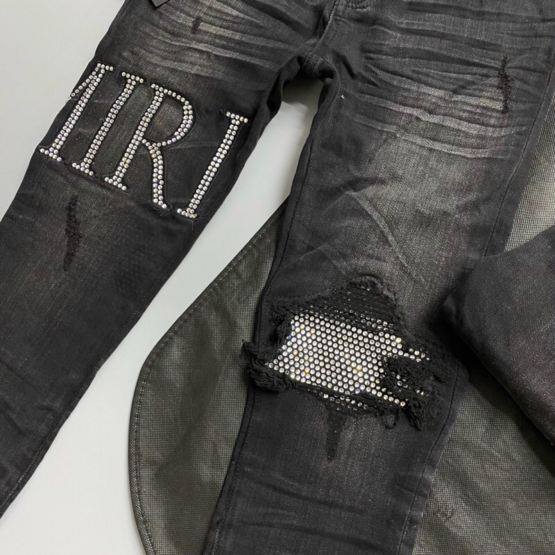 Quần bò aniri đính đá gối bản likeau chắc chắn