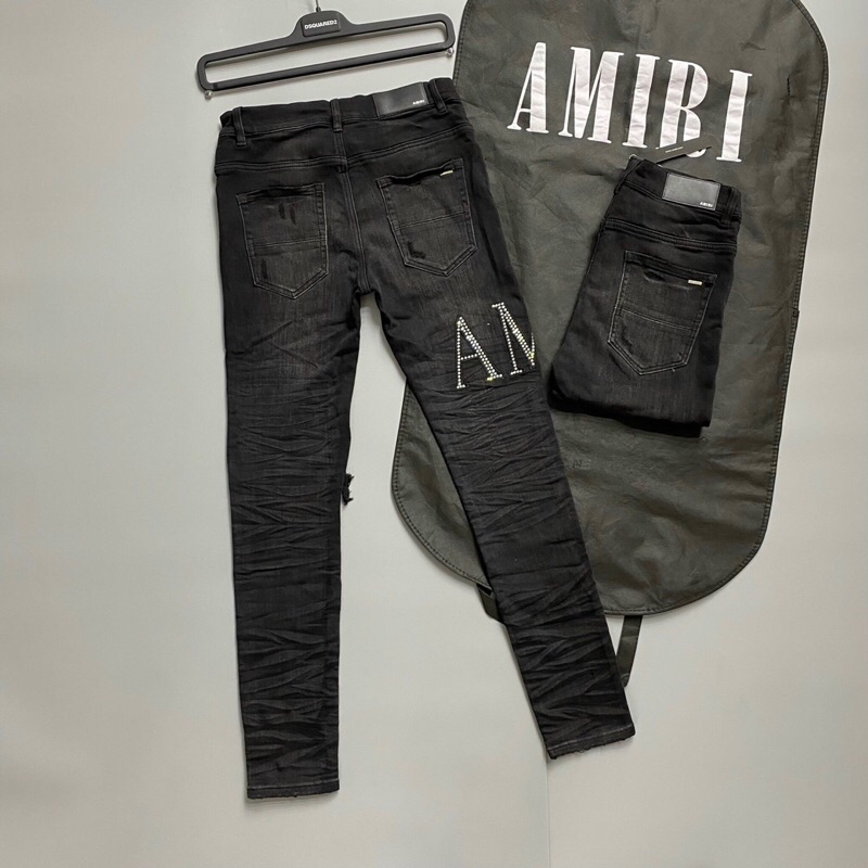 Quần bò aniri đính đá gối bản likeau chắc chắn