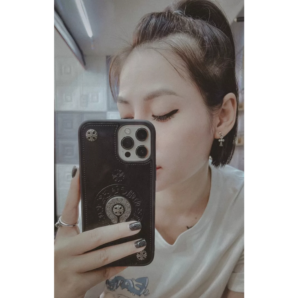 Ốp lưng da iPhone Chrome Hearts