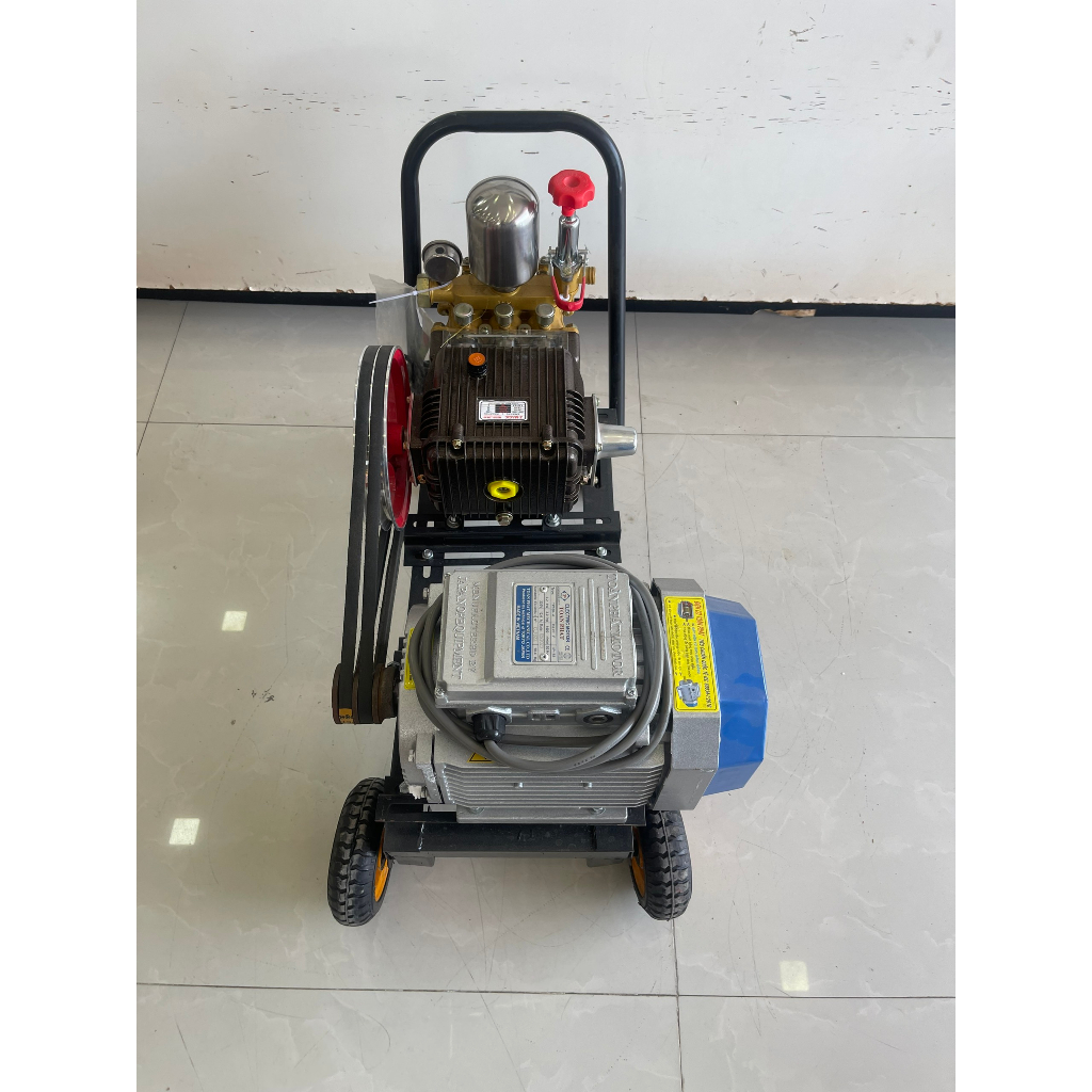 Bộ rửa xe 2hp chân kê bánh xe tặng kèm 10m dây xịt và péc xịt