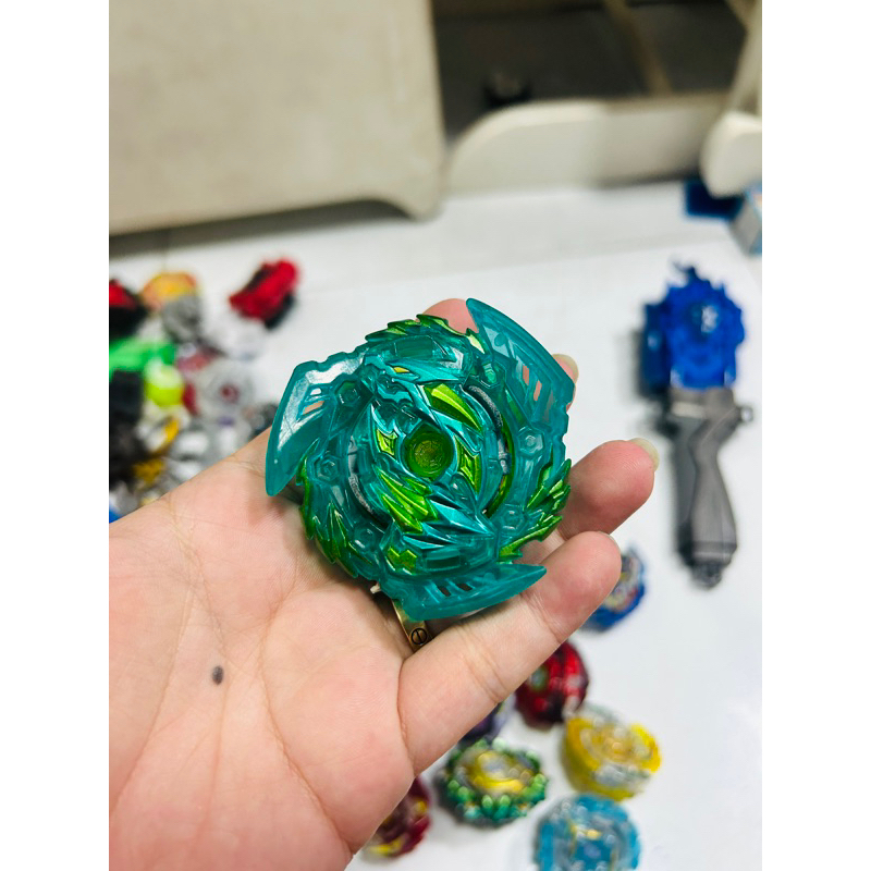 Đồ chơi con quay thần tốc BeyBlade chính hãng Japan xịn