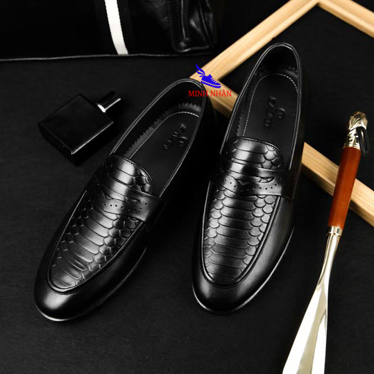 Giày Công sở nam da bò Giày lười nam da bò Penny Loafer kiểu đẹp hàng hiệu giá rẻ Giày in dập vân cá sấu cao cấp D-6 đen
