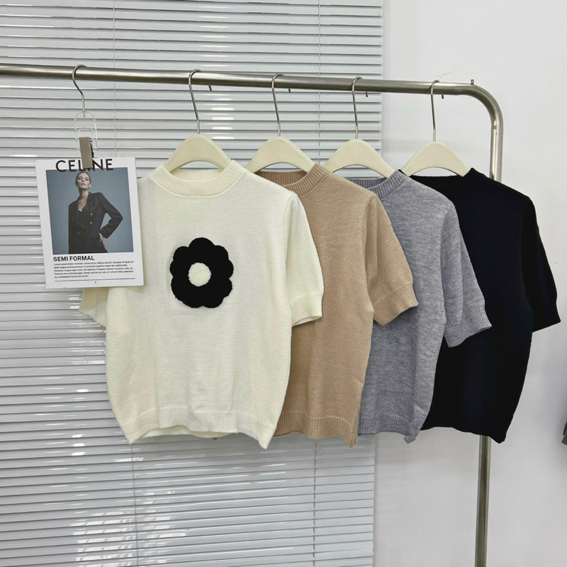 Áo len xám dệt bông hoa