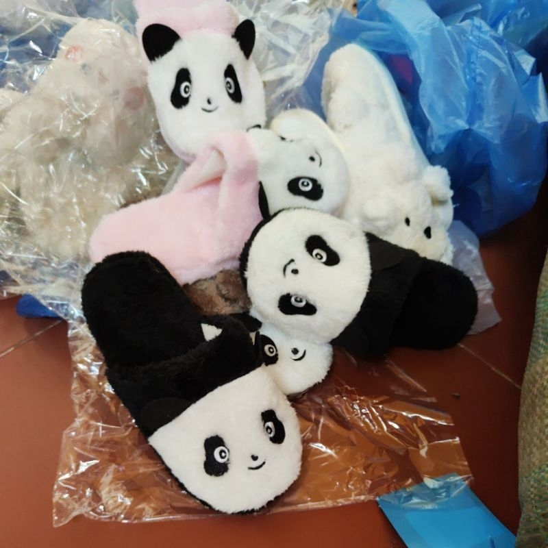 Dép bông mặt cừu xinh sẵn cho nữ và nam vào mùa lạnh