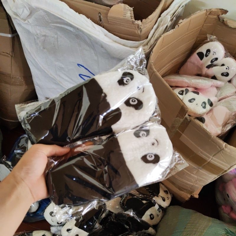 Dép bông mặt cừu xinh sẵn cho nữ và nam vào mùa lạnh