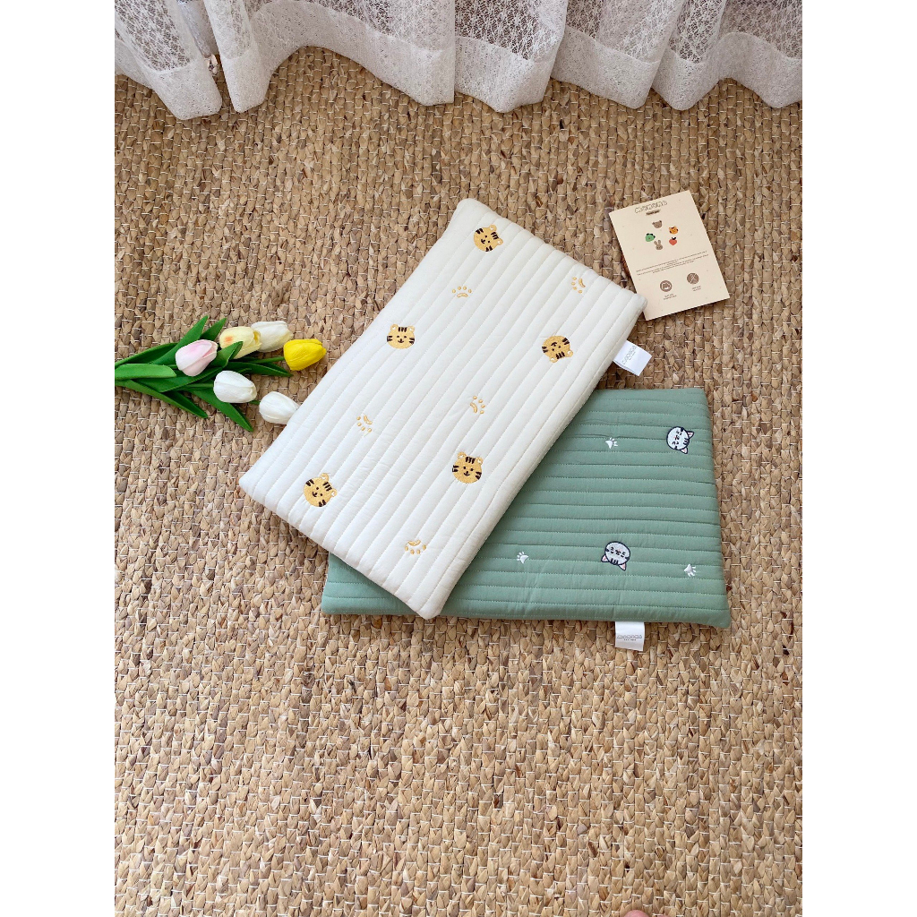 GỐI CAO SU NON Cho Bé Monona Siêu Êm Ái Có Kết Cấu Lỗ Thoáng Khí cho bé 3M+ KT 25 x 45cm