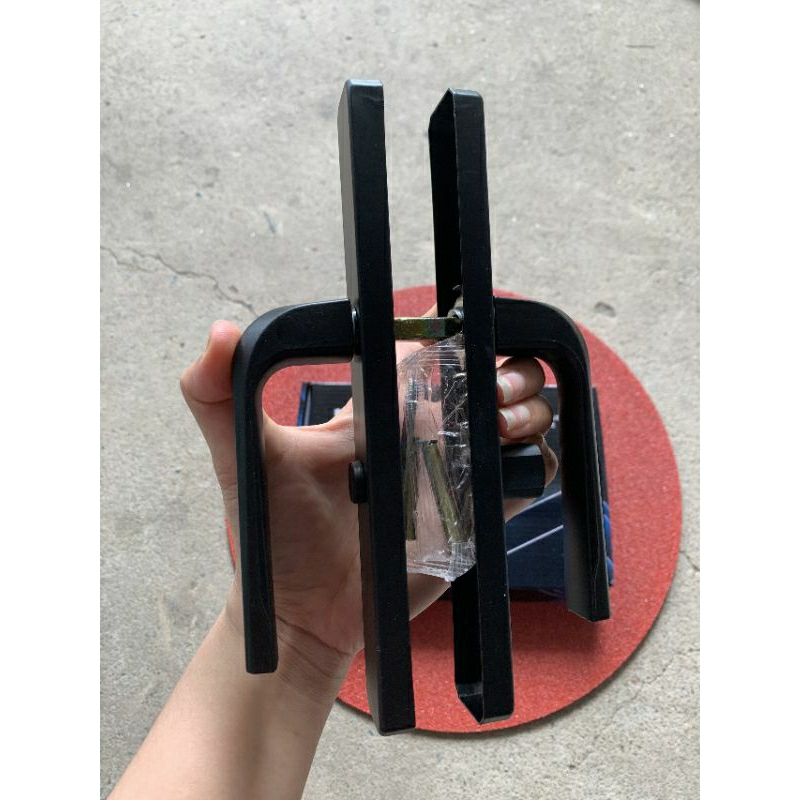 Khóa vệ sinh không chìa