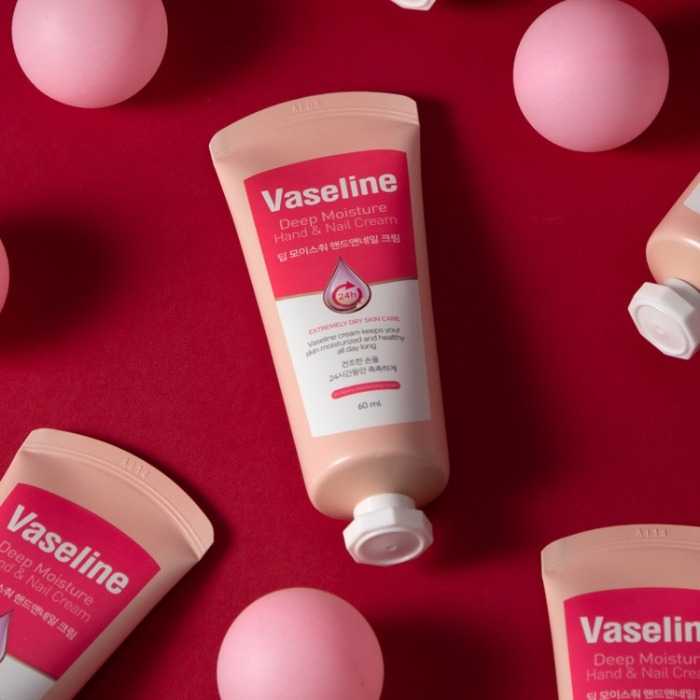 Kem Dưỡng Da Tay & Móng Tay Vaseline Hàn Quốc Deep Moisture Hand & Nail Cream 60ml