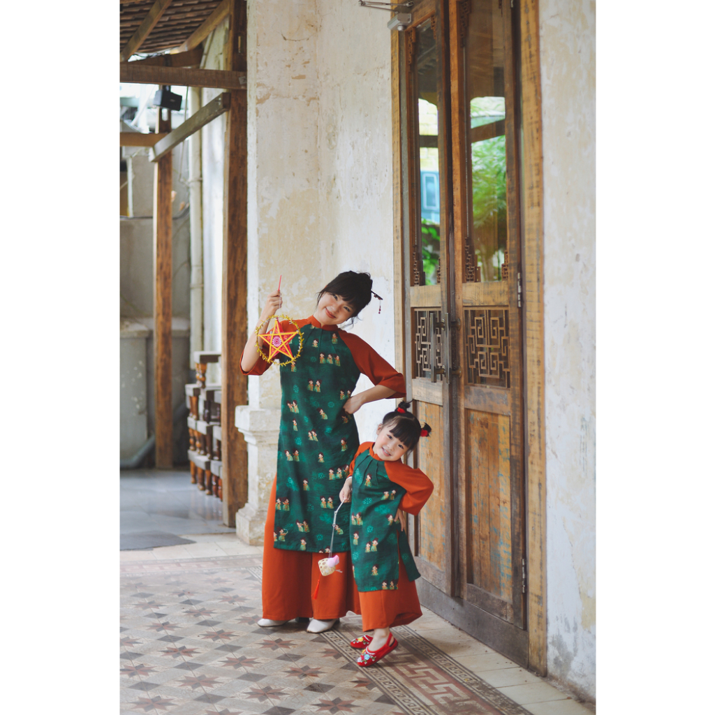 Set áo dài hoạ tiết tiểu thư SET1025 màu xanh