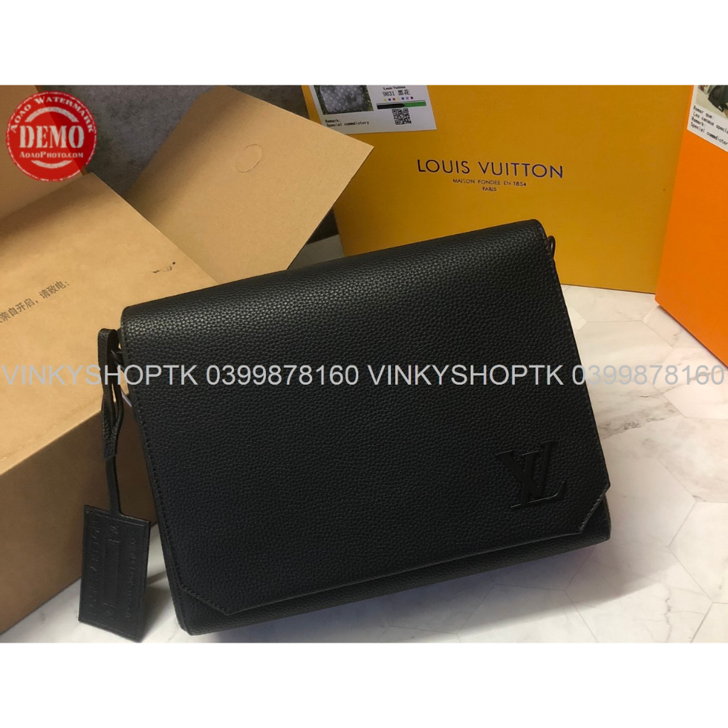 Túi đeo chéo nam nữ unisex  lv Grained Calf Leather Messenger hàng vip 2 box xịn sò hoả tốc