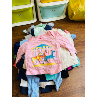 TẶNG quần áo size 0-3m cho bé