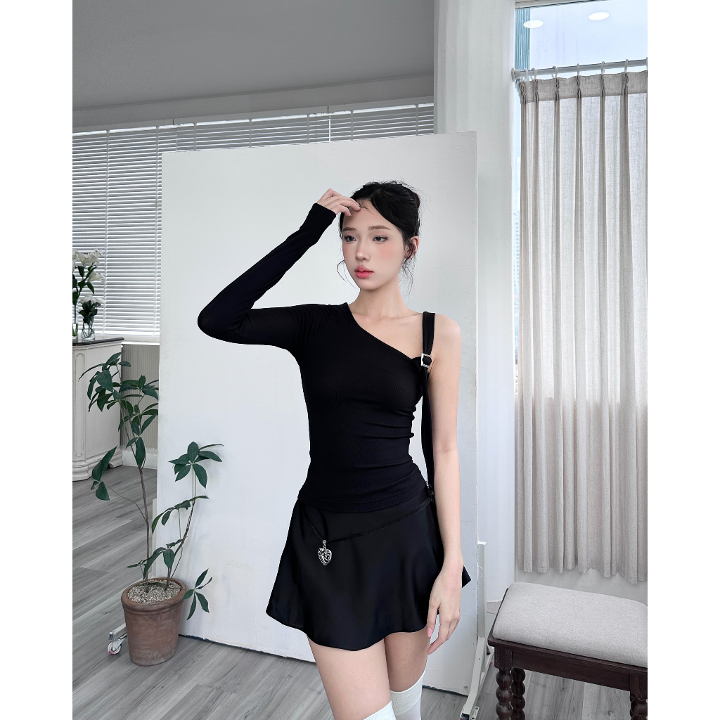 Áo thun tay dài lệch vai MONÁ - LIBRA