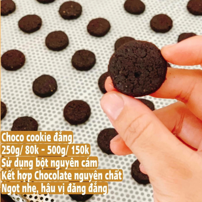 Bánh Chocolate Cookie nguyên cám ăn kiêng