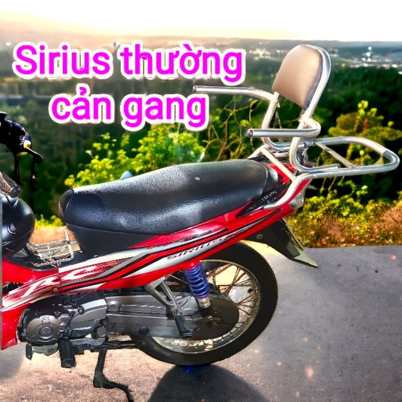 Baga phượt xe Sirius thường cản gang.Mẫu mới có thể tháo rời tay vịn