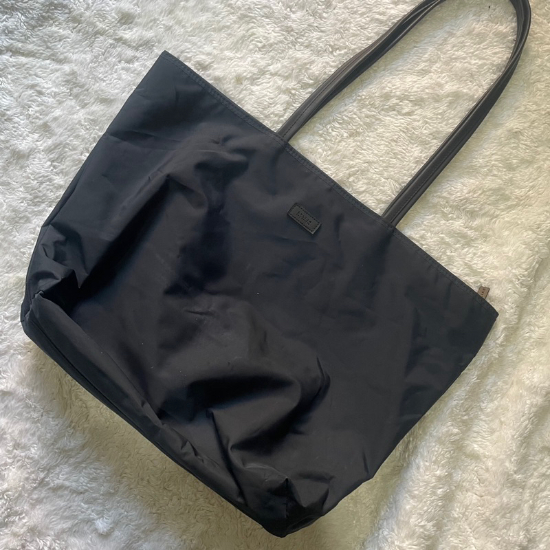 Túi xách secondhand giá rẻ