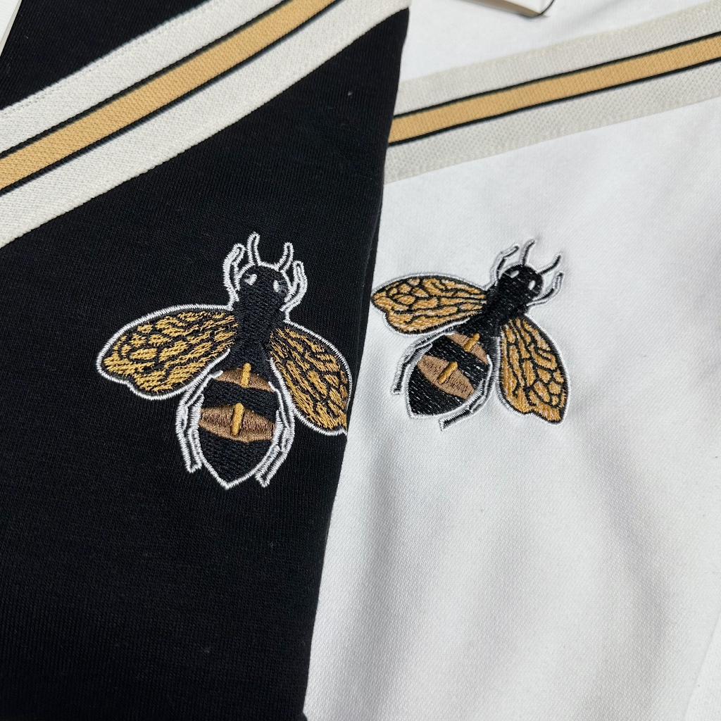 Áo Nỉ Nam Thêu Hình Ong Mới Nhất - Áo Nỉ Nam Hình Thoi Thêu Ong Siêu Đẹp