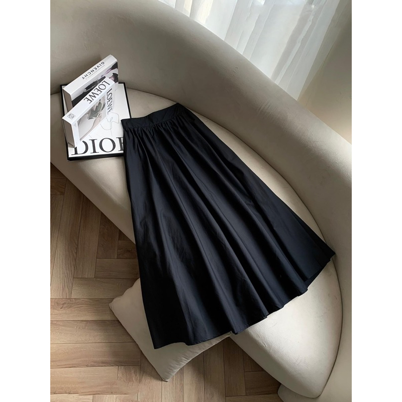 Chân váy mùa thu cạp cao eo thon, có túi phong cách Hàn Quốc.