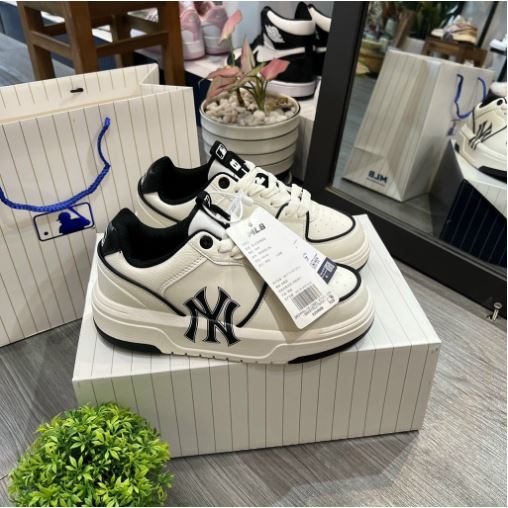 Giày thể thao MLB Chunky NY, MLB Chữ B Vip màu Nam Nữ, Giày MLB NY, Chữ B Hàng Hao Cấp HotTrend 2023