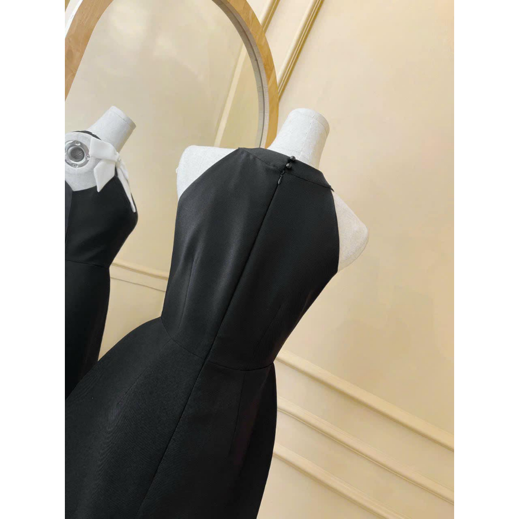 Đầm xòe chữ A đính nơ