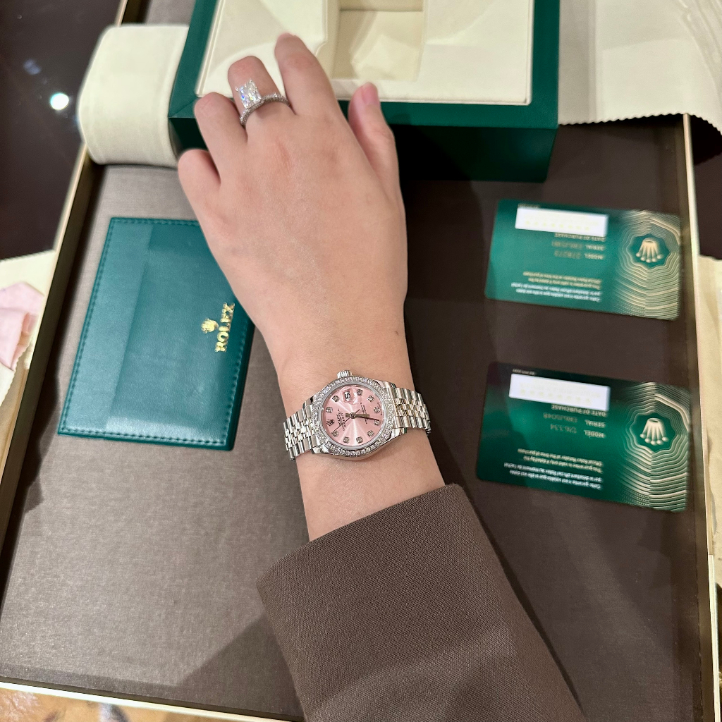 Đồng hồ nữ Rolex DateJust 28mm máy cơ 2671 Thuỵ Sĩ cao cấp, mặt trải tia chuẩn aut