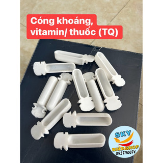 Cóng đựng khoáng, vitamin cho chim cảnh 7k/ 1 cái