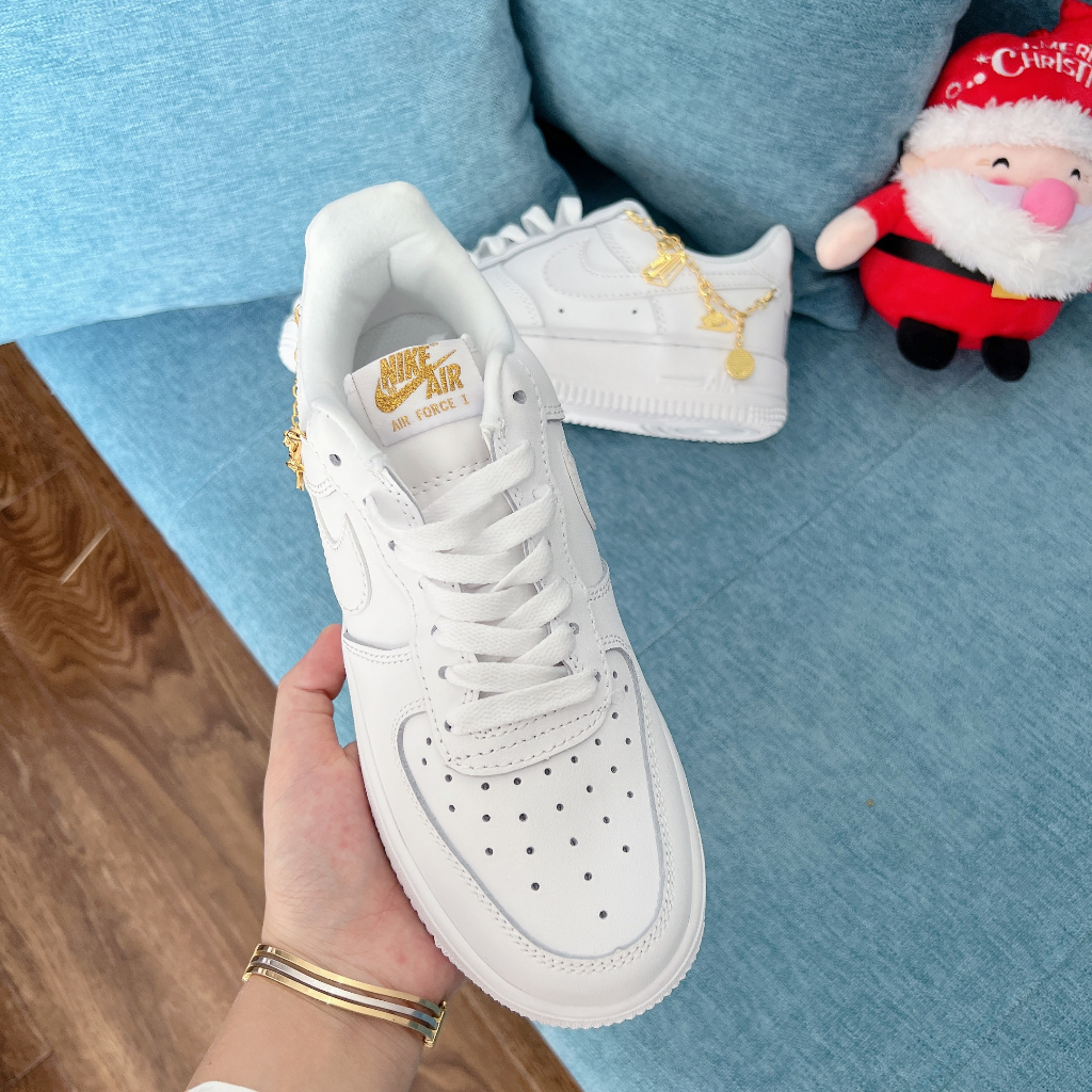 GIÀY SNEAKER NAM NỮ PHỤ KIỆN DÂY XÍCH