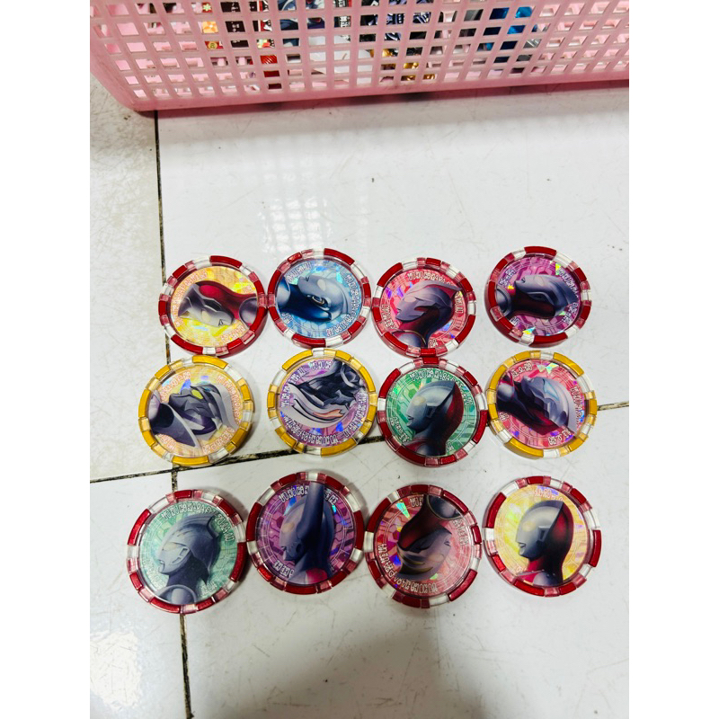 Đồ chơi ultraman Xu Ultraman Z DX Ultra Medal Delta Rise Claw Set