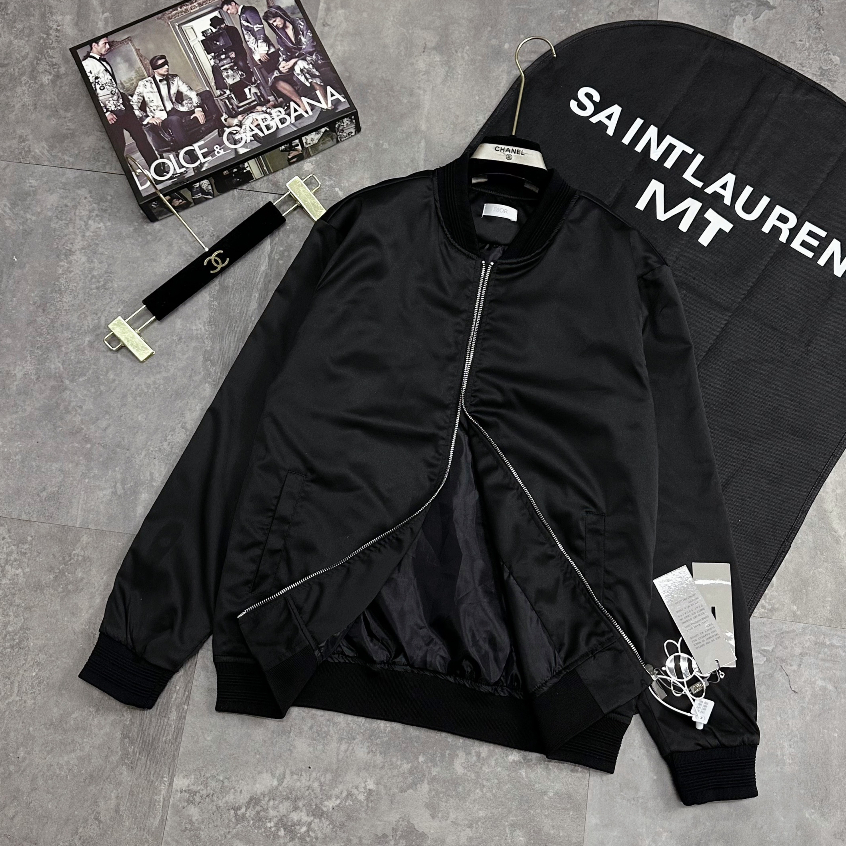 Áo Khoác Bomber Di.o Thêu Logo Cực Chất Chuẩn Hàng Quảng Châu - Áo Khoác Đôi Nam Nữ