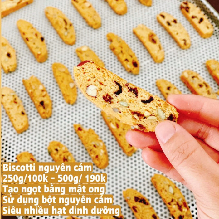 Bánh hạt biscotti nguyên cám ăn kiêng