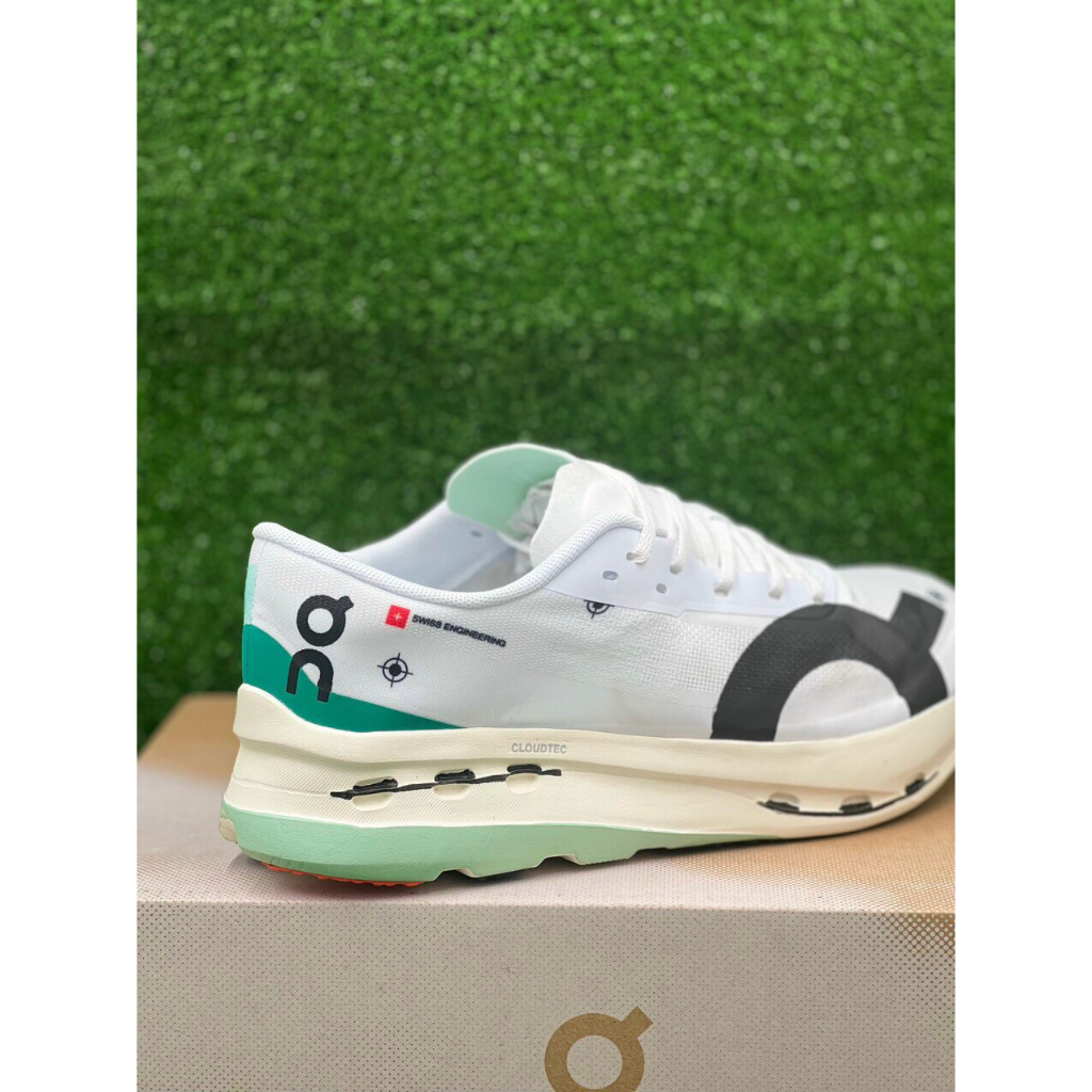 Giày Thể Thao On Running Cloud Boom Echo 3