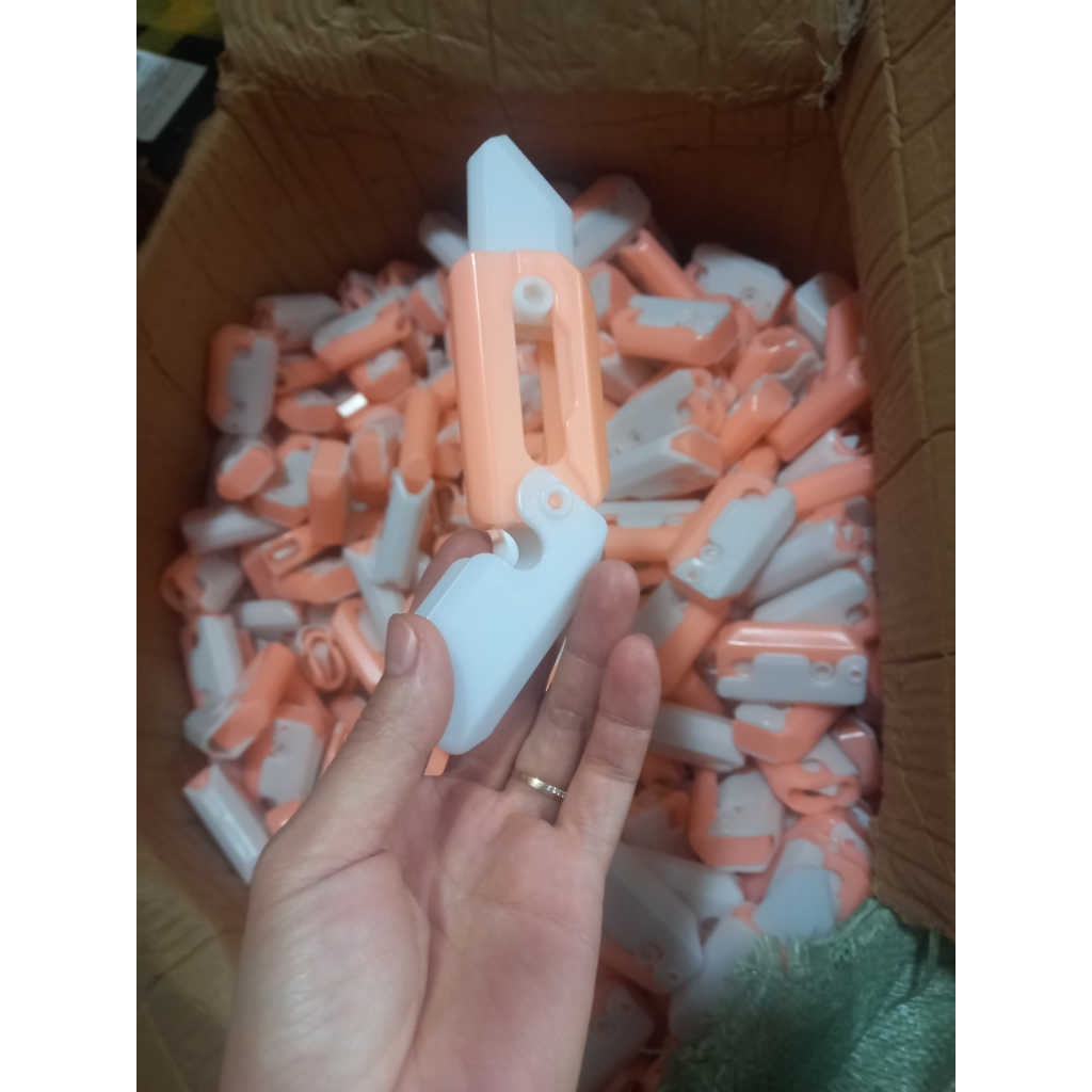 Đồ chơi cà rốt trọng lực 3D, đồ chơi giải tỏa căng thẳng 3D mini vui nhộn.
