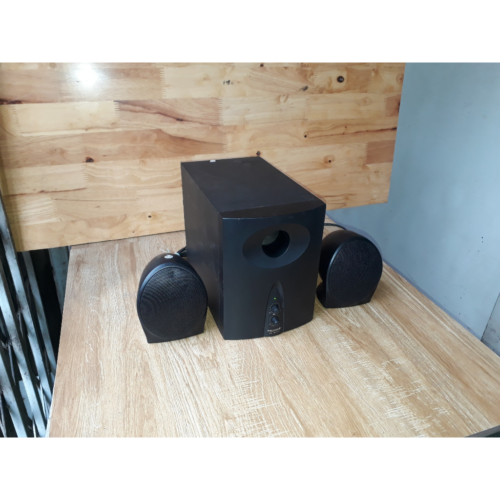 Loa vi tính microlab 2.1 Model M-300