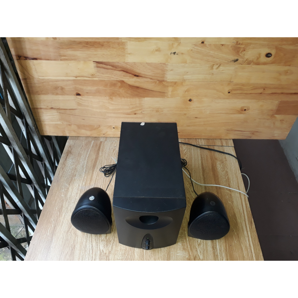 Loa vi tính microlab 2.1 Model M-300