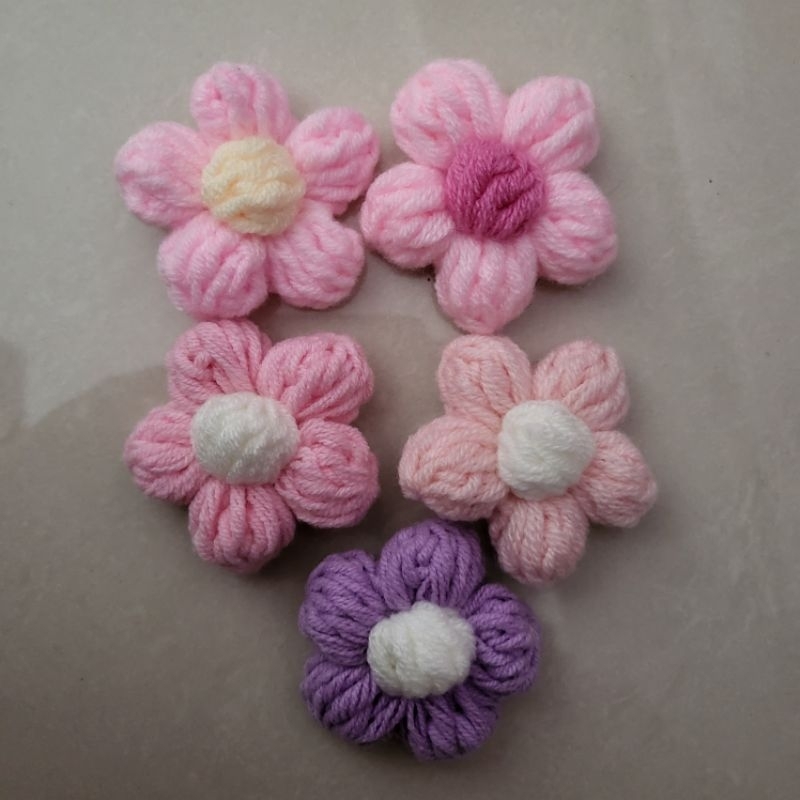 Ghim cài áo hoa len handmade cài balo, mũ